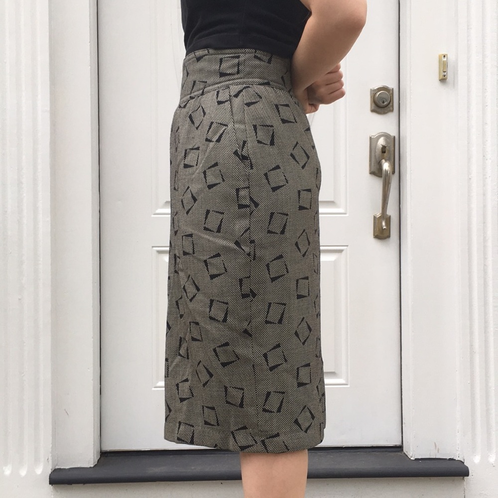 ESCADA fitted printed pencil skirt - Picture 3 of 5